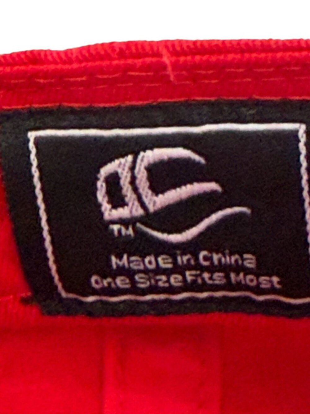 Titanic Museum Attraction 1912 Red Souvenir Baseball Cap Hat NWT - Picture 6 of 7